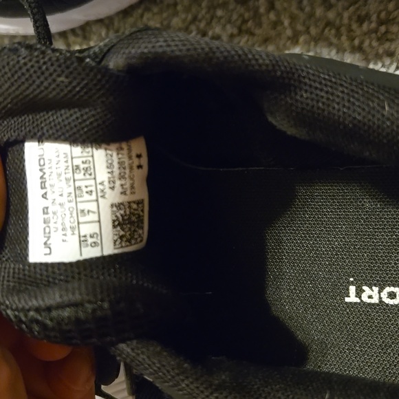 Under armour shoes size 9.5 - Picture 7 of 7